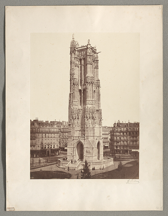 Tour Saint- Jacques Slider Image 2